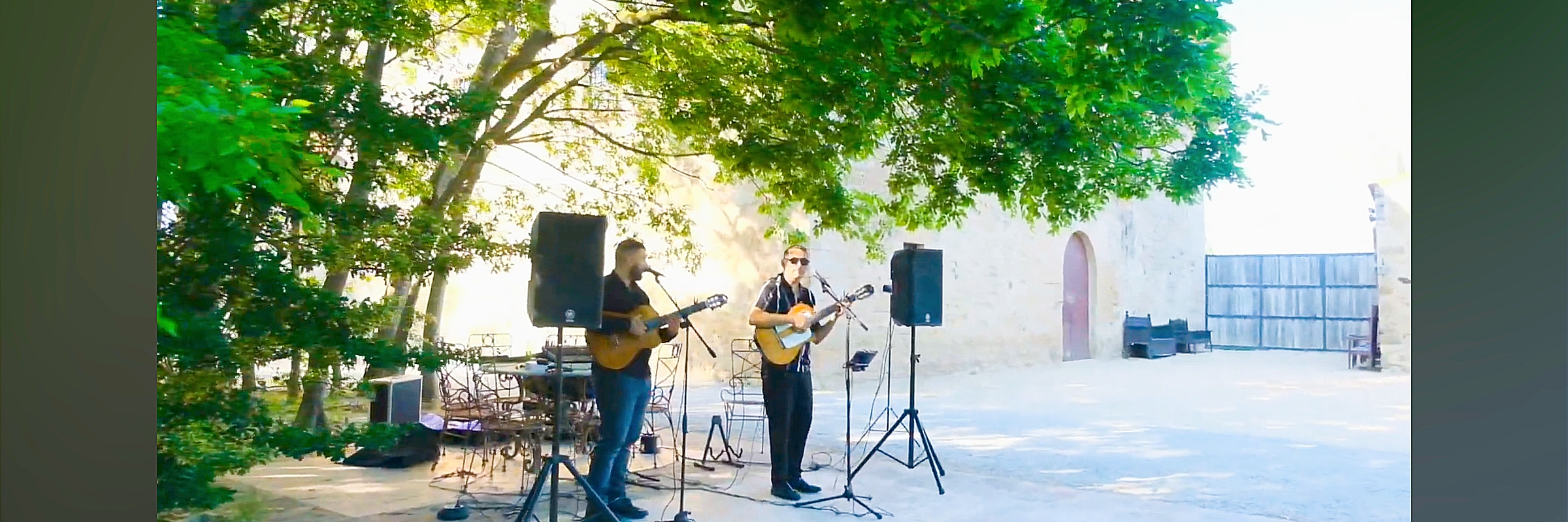 Ambiance Gipsy évènement, musicien Gypsy en représentation à Pyrénées Orientales - photo de couverture