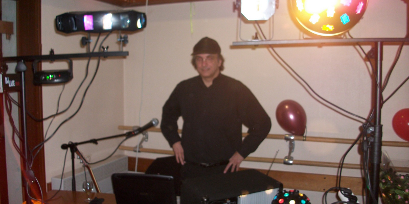 fourage lionel, DJ DJ en représentation à Eure - photo de couverture
