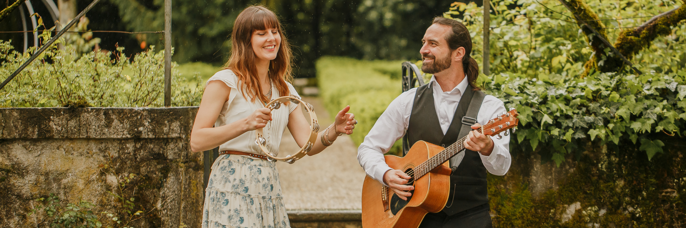 FolkShop, musicien Guitariste en représentation à Savoie - photo de couverture n° 4