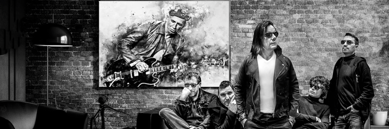 STICK'N FINGERS, groupe de musique Rock en représentation à Morbihan - photo de couverture