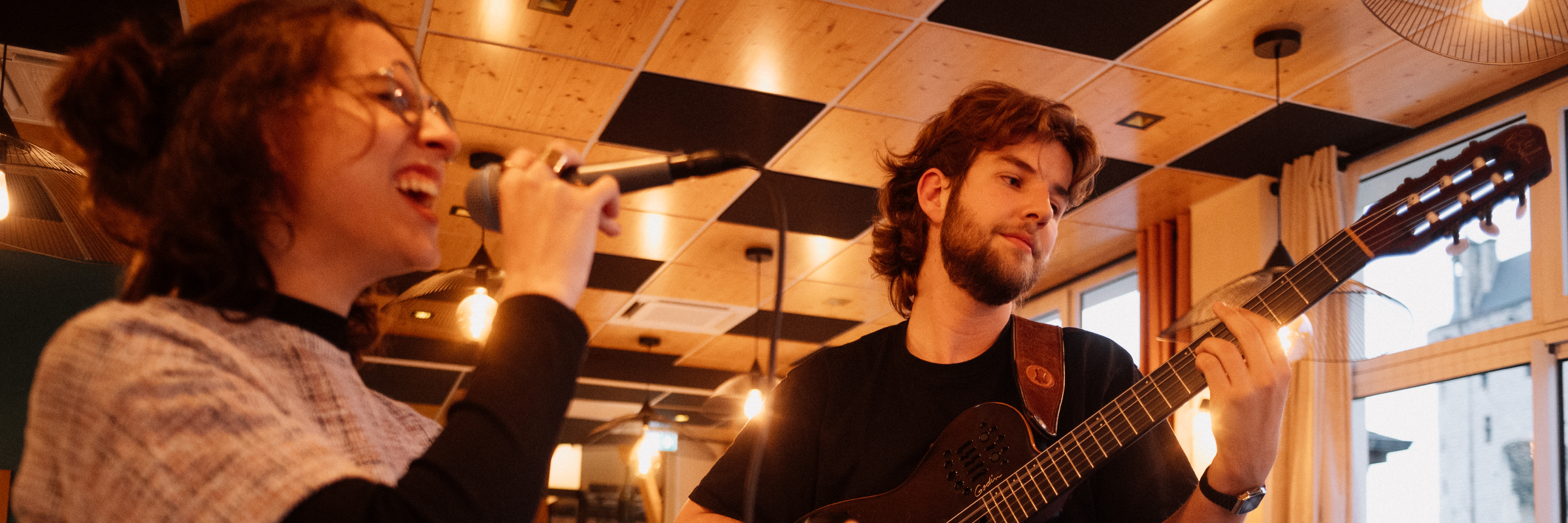 RamDamDuo, Chanteur Chanteur en représentation à Indre et Loire - photo de couverture n° 2