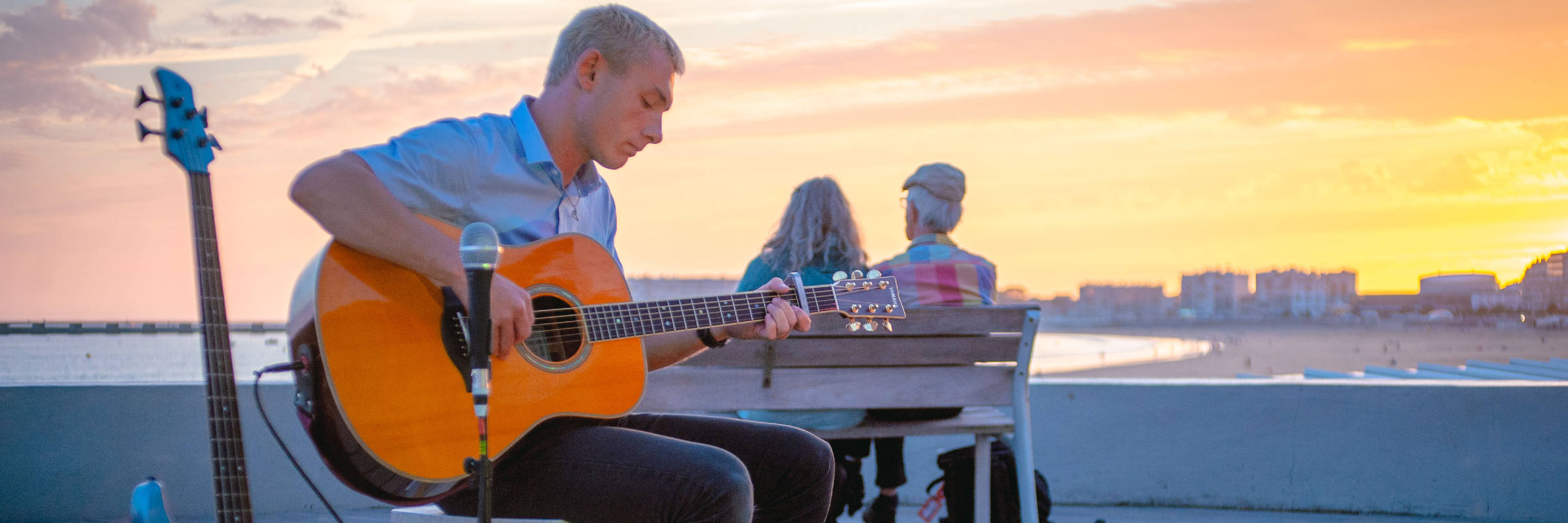 Lift Musique, Musiciens Guitariste en représentation à Vendée - photo de couverture n° 2