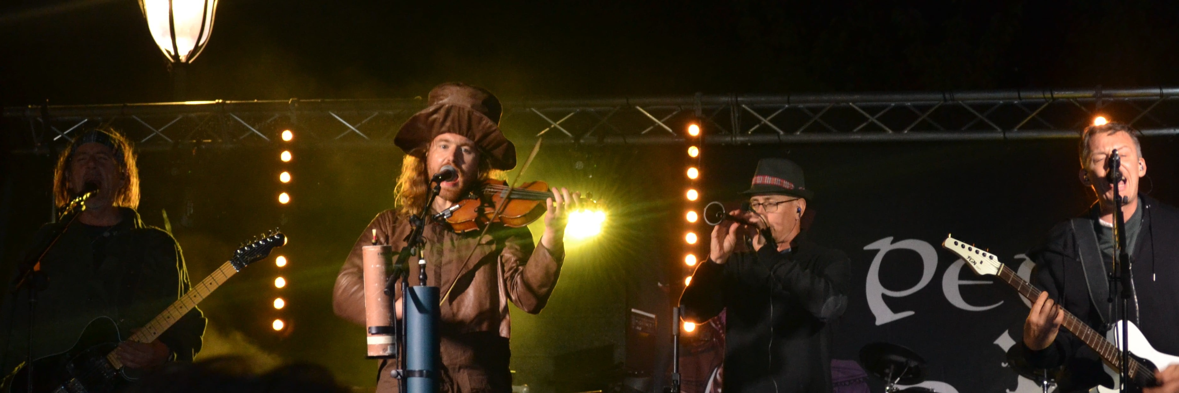 PENN DU, Groupe de Musique Rock en représentation à Eure - photo de couverture n° 4