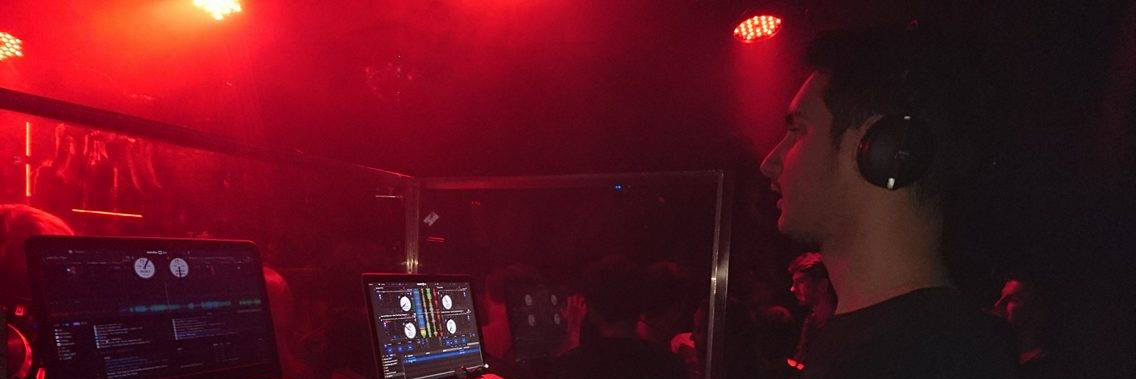 Frank Merry, DJ DJ en représentation à Paris - photo de couverture n° 2