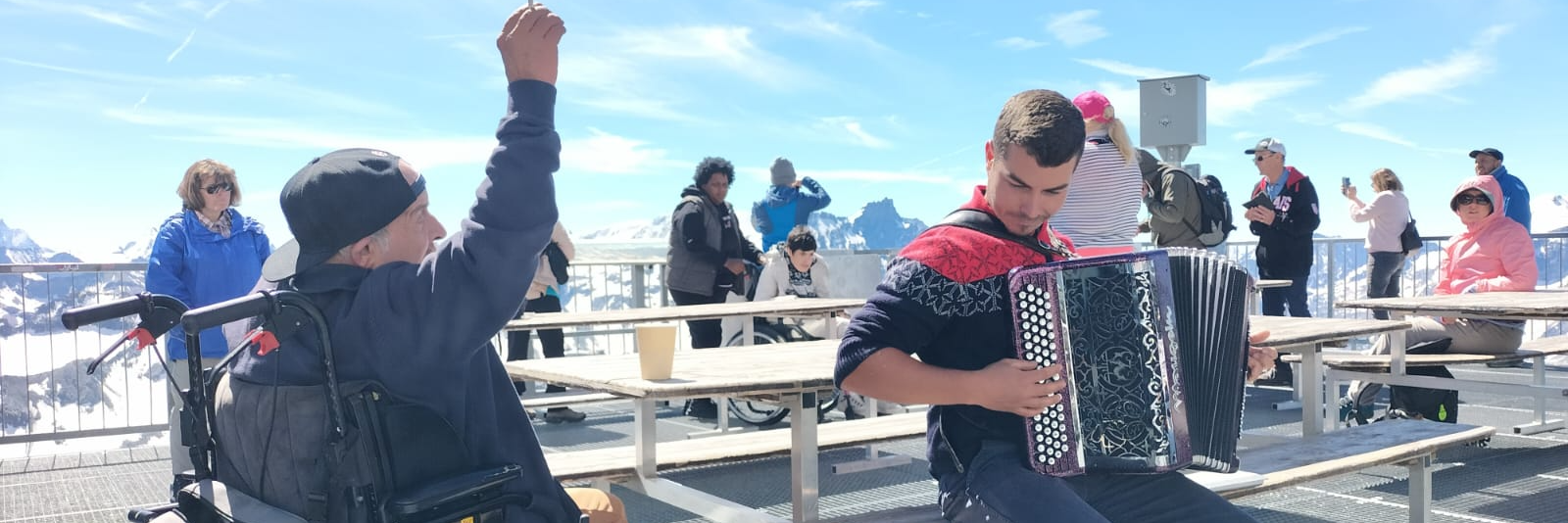 Cadet Teddy, Musiciens Accordéoniste en représentation à Jura - photo de couverture n° 5