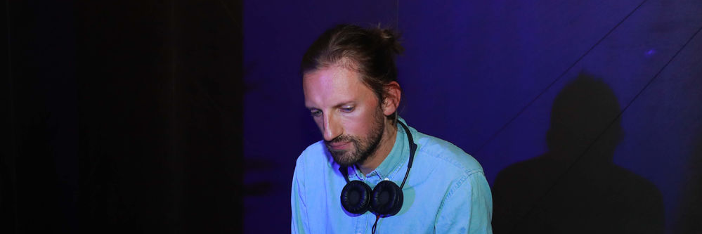 Florian Groovel, DJ DJ en représentation à Paris - photo de couverture n° 2