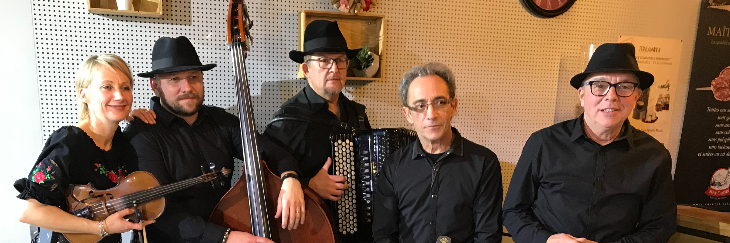 ISKRA, groupe de musique Jazz manouche en représentation à Moselle - photo de couverture n° 2