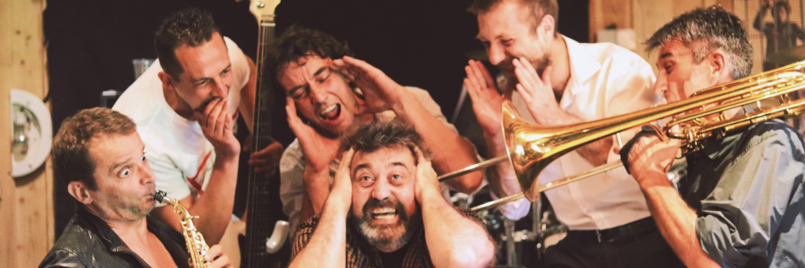 Les Boukans, groupe de musique Musique Française en représentation à Var - photo de couverture