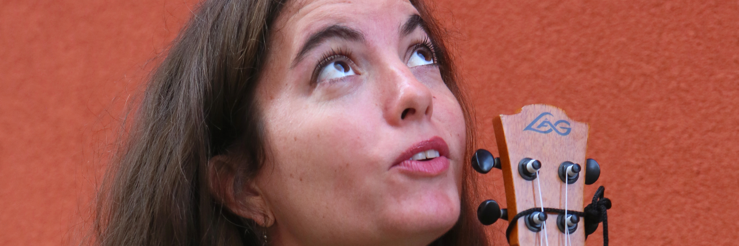 Léna Vassiliu Music, musicien Chanteur en représentation à Hérault - photo de couverture n° 4