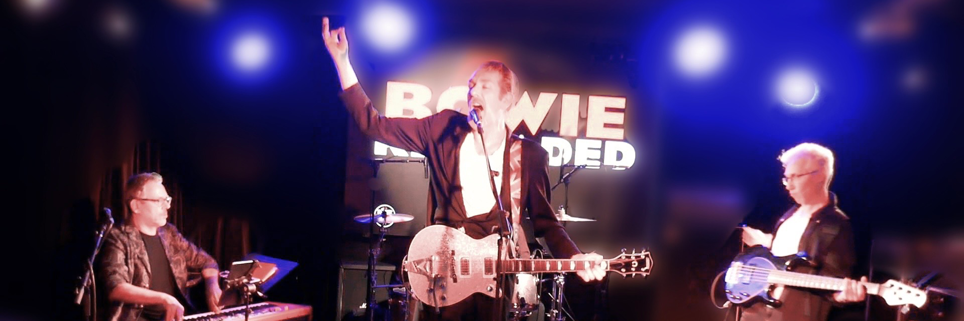 Olivier Cosmann (Bowie Reloaded / Unplugged), groupe de musique Rock en représentation à Paris - photo de couverture n° 2