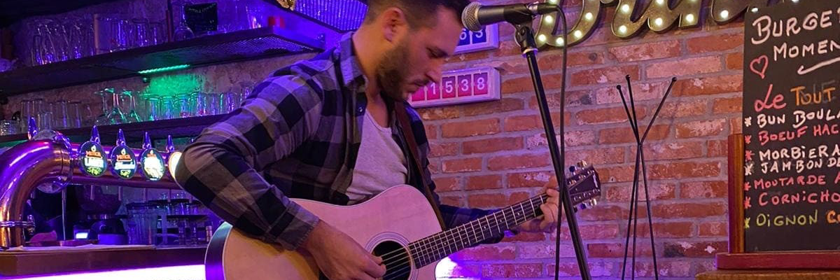 Luc V, musicien Guitariste en représentation à Bouches du Rhône - photo de couverture n° 1