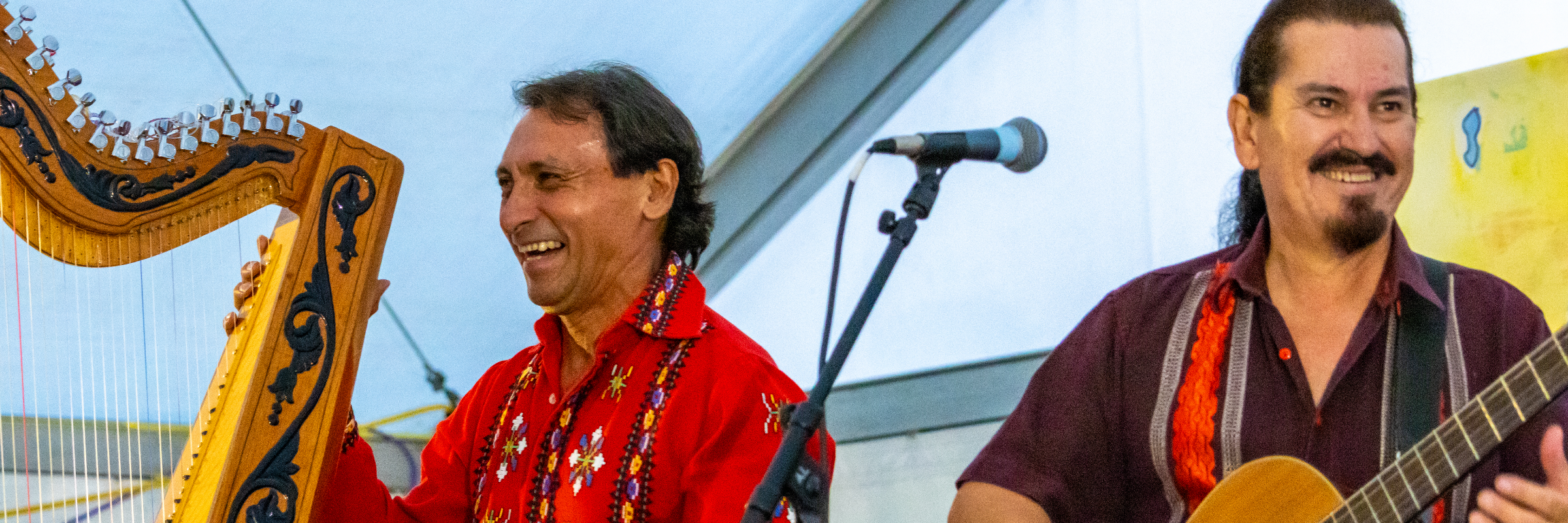 NUCHO NDC, groupe de musique Chanteur en représentation à Canton de Vaud - photo de couverture n° 4