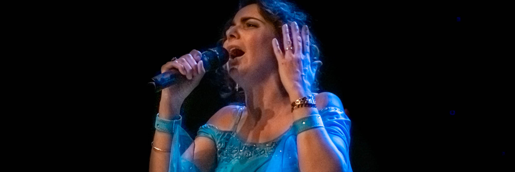 Ysabel, musicien Chanteur en représentation à Haute Garonne - photo de couverture n° 4