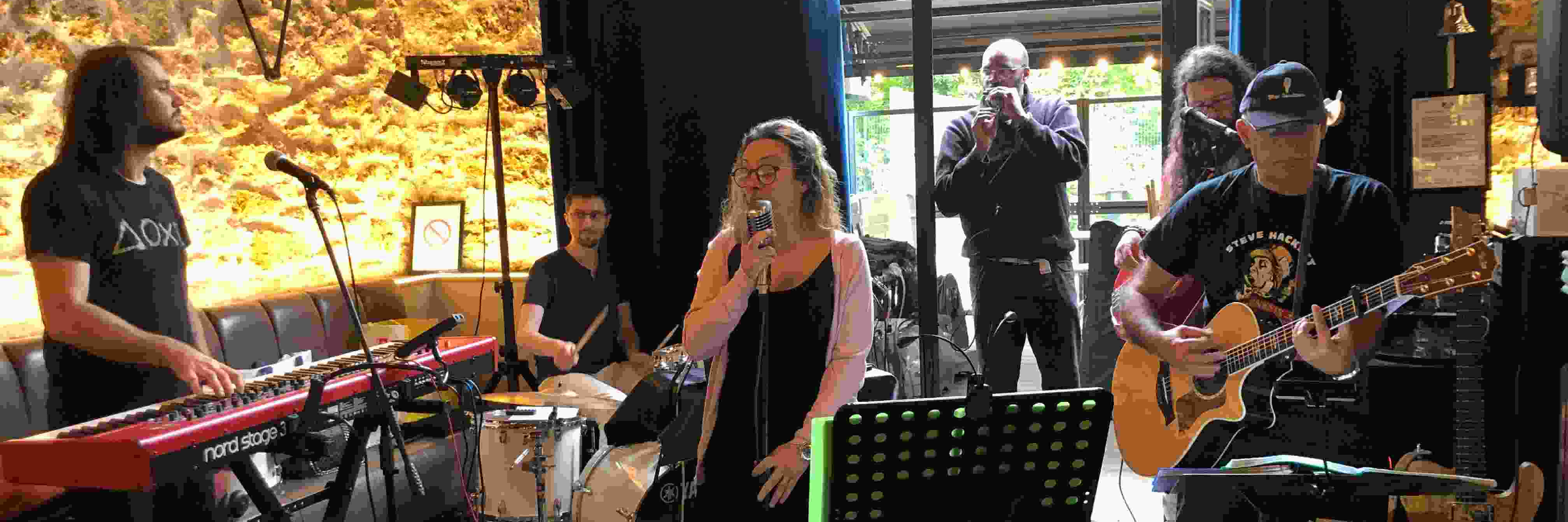 Blue Sweetness, groupe de musique Rock en représentation à Seine et Marne - photo de couverture n° 5