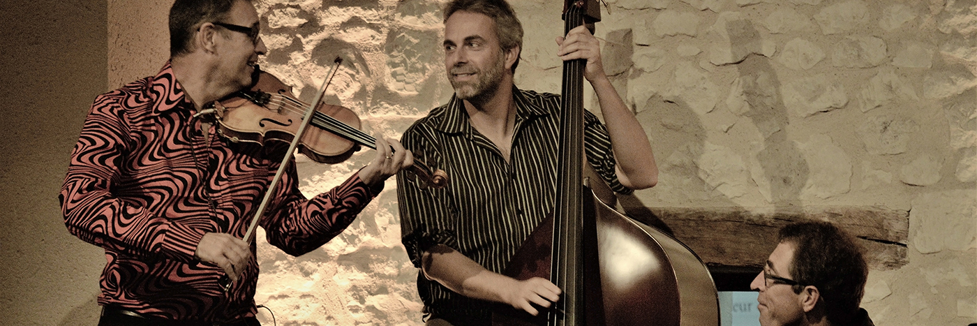 Jazz Manouche Evènements, musicien Jazz manouche en représentation à Indre et Loire - photo de couverture n° 2