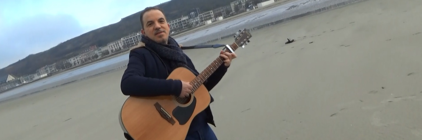 Benoît Ange, musicien Chanteur en représentation à Ille et Vilaine - photo de couverture n° 2