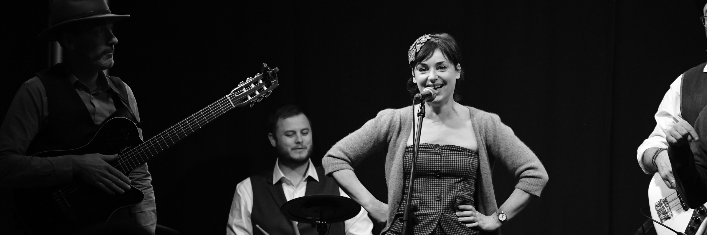 Malavita, chanson italienne, Musiciens Musiques du Monde en représentation à Gironde - photo de couverture n° 5