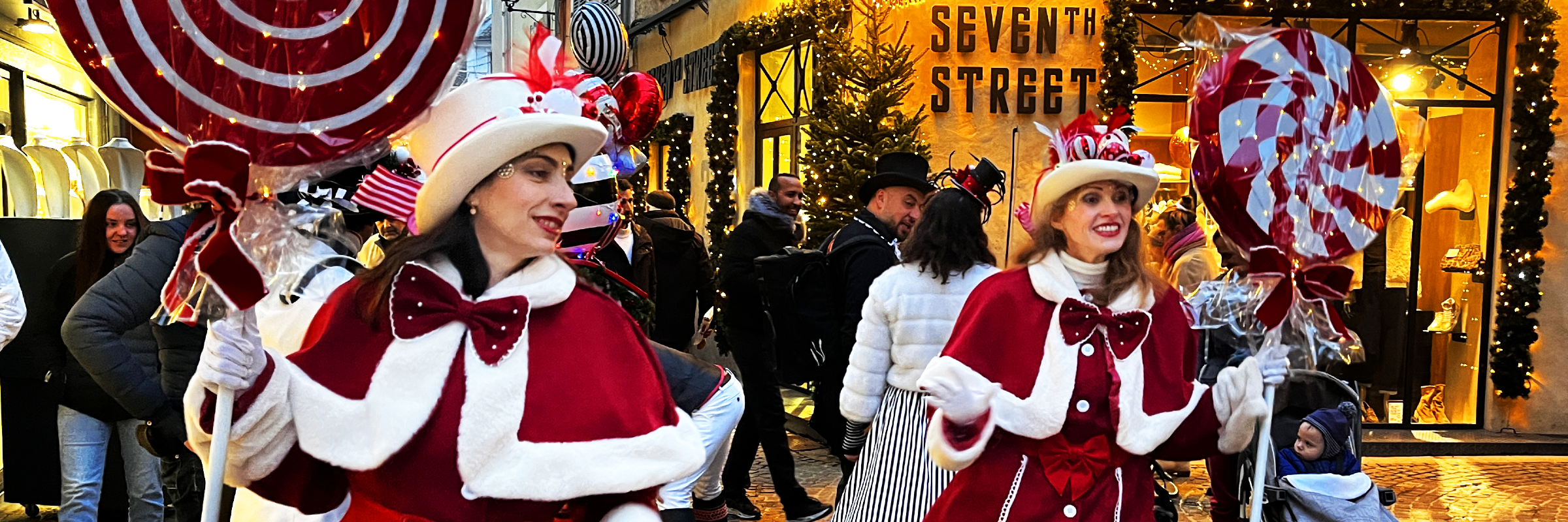 Le Manège Enchanté, chansons de Noël, Chanteur Swing en représentation à Vaucluse - photo de couverture n° 5