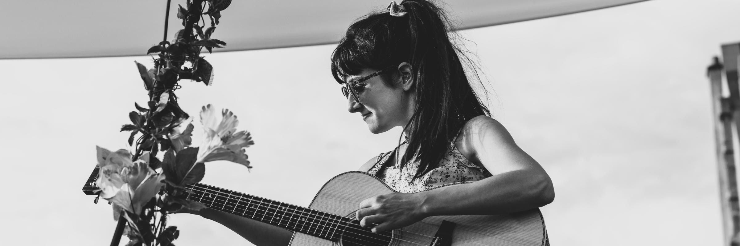 Karoline & the Free Folks, Musiciens Folk en représentation à Rhône - photo de couverture n° 1