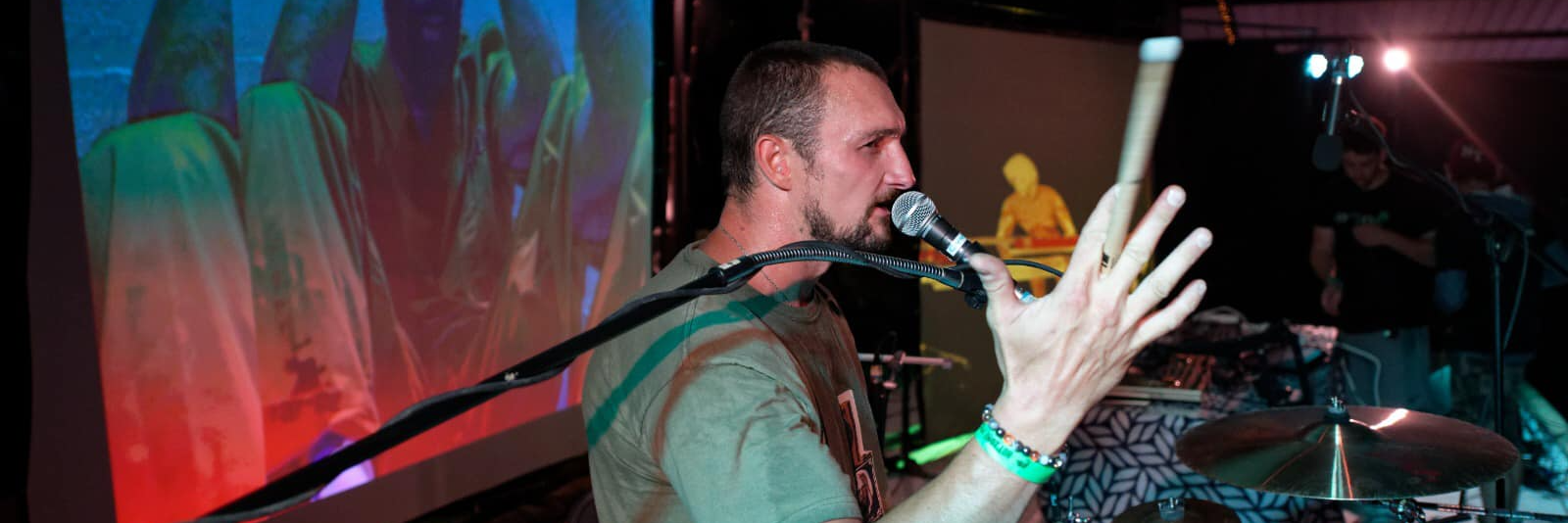 OvniS, musicien Rock en représentation à Doubs - photo de couverture n° 5