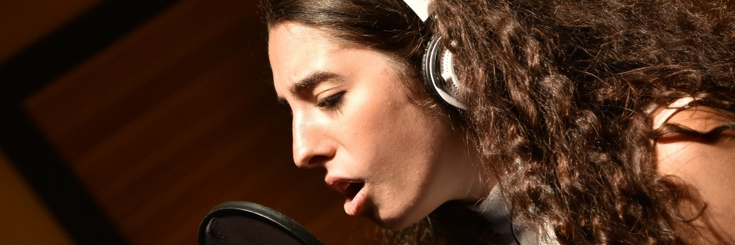 Irene, musicien Chanteur en représentation à Gironde - photo de couverture