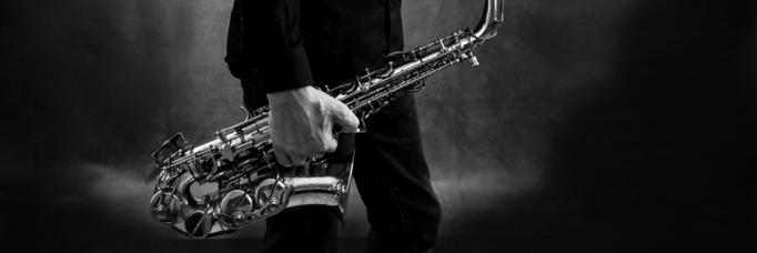 Ju Hu sax, musicien Saxophoniste en représentation à Vaucluse - photo de couverture n° 4