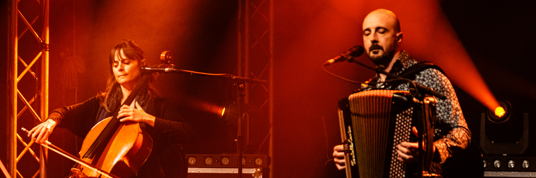 Le Fil de Marianne, Musiciens Guitariste en représentation à Finistère - photo de couverture n° 5