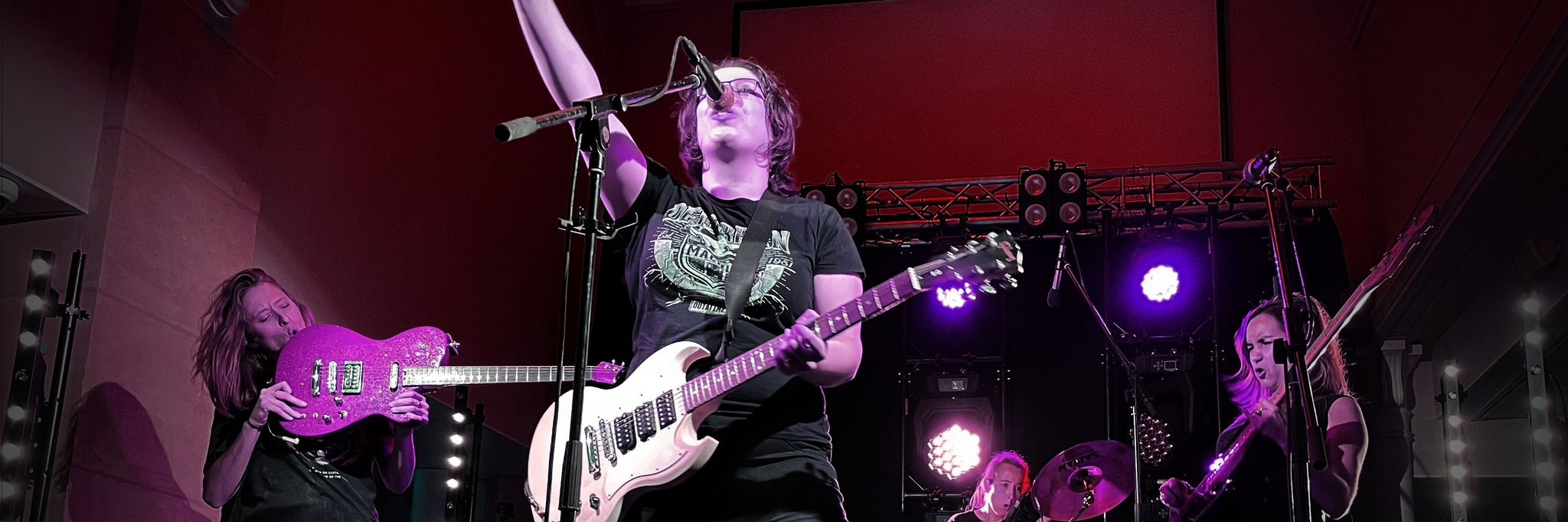 Kill The Pincess, groupe de musique Rock en représentation à Val de Marne - photo de couverture n° 3