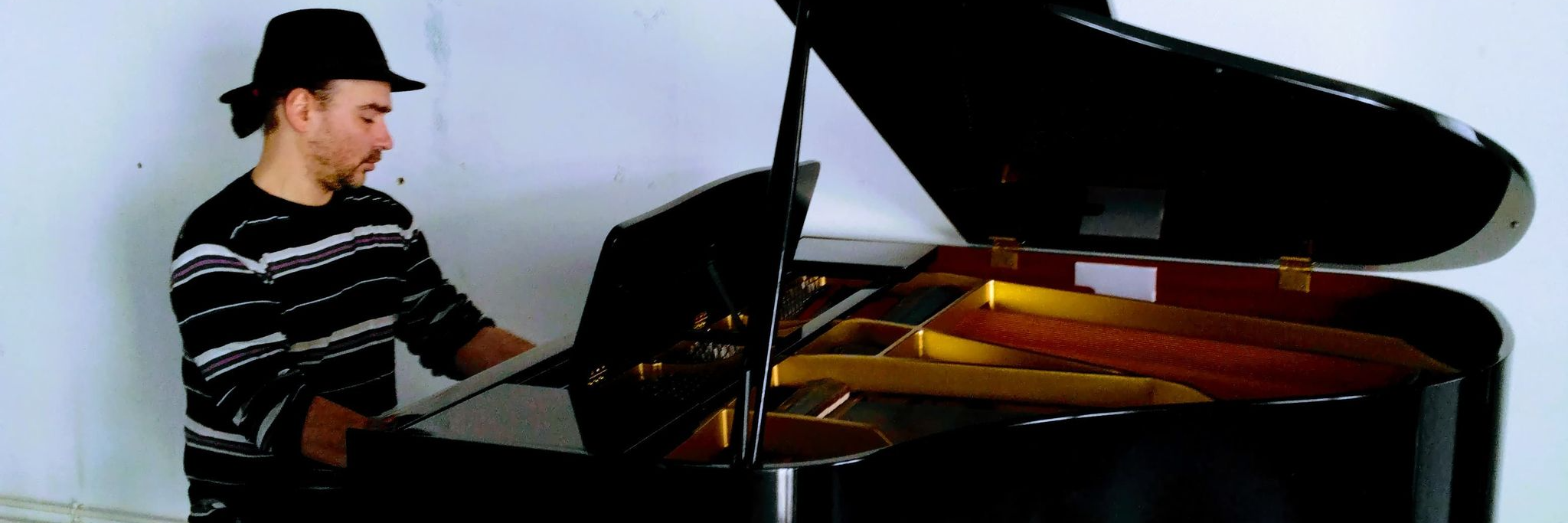 DUO PIANO / VOIX LYRIQUE, musicien Chanteur en représentation à Marne - photo de couverture