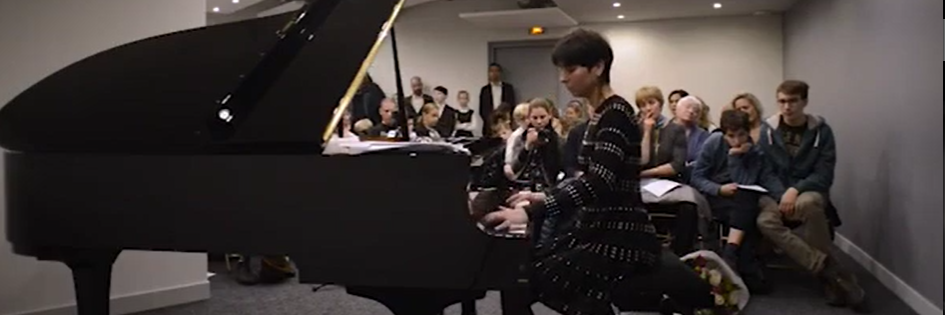 Noémie Ochoa, musicien Pianiste en représentation à Paris - photo de couverture n° 2