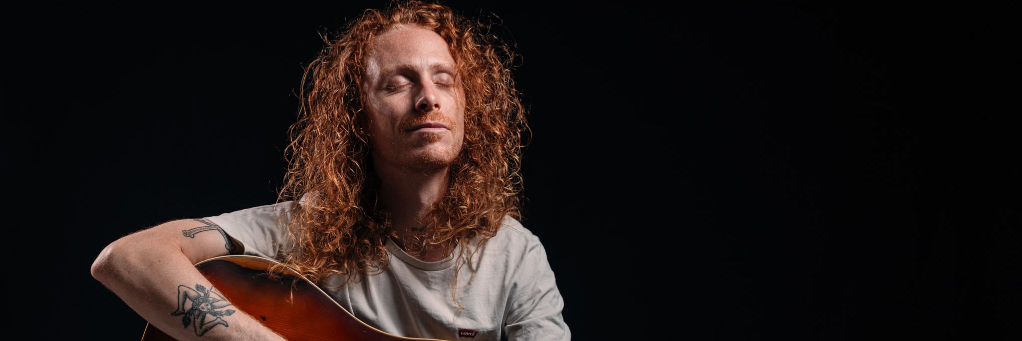 Chris Daniel, musicien Chanteur en représentation à Bouches du Rhône - photo de couverture n° 3