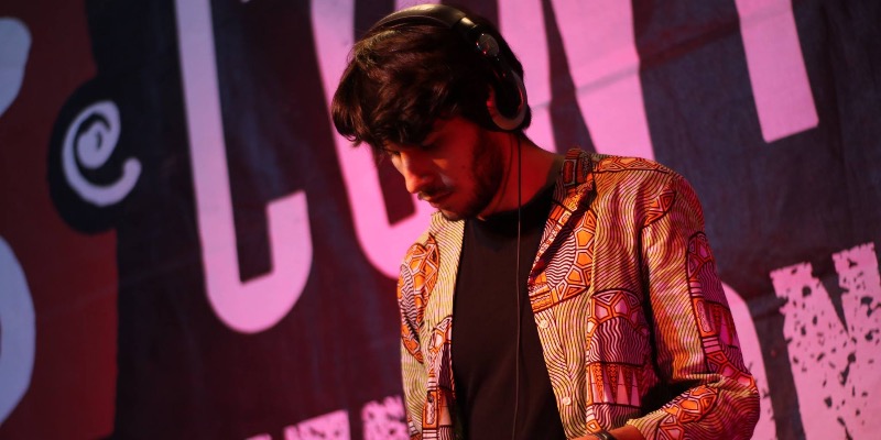 Timor Salamanca, DJ DJ en représentation - photo de couverture
