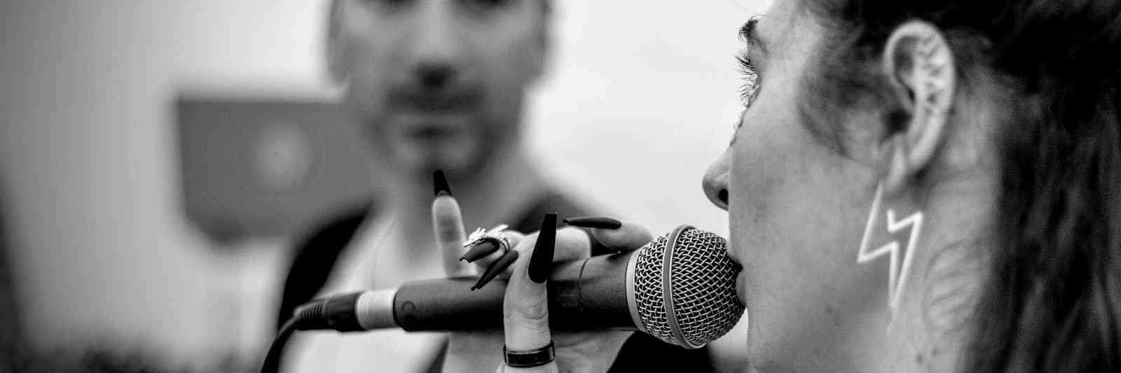 Orage, groupe de musique Chanteur en représentation à Meurthe et Moselle - photo de couverture