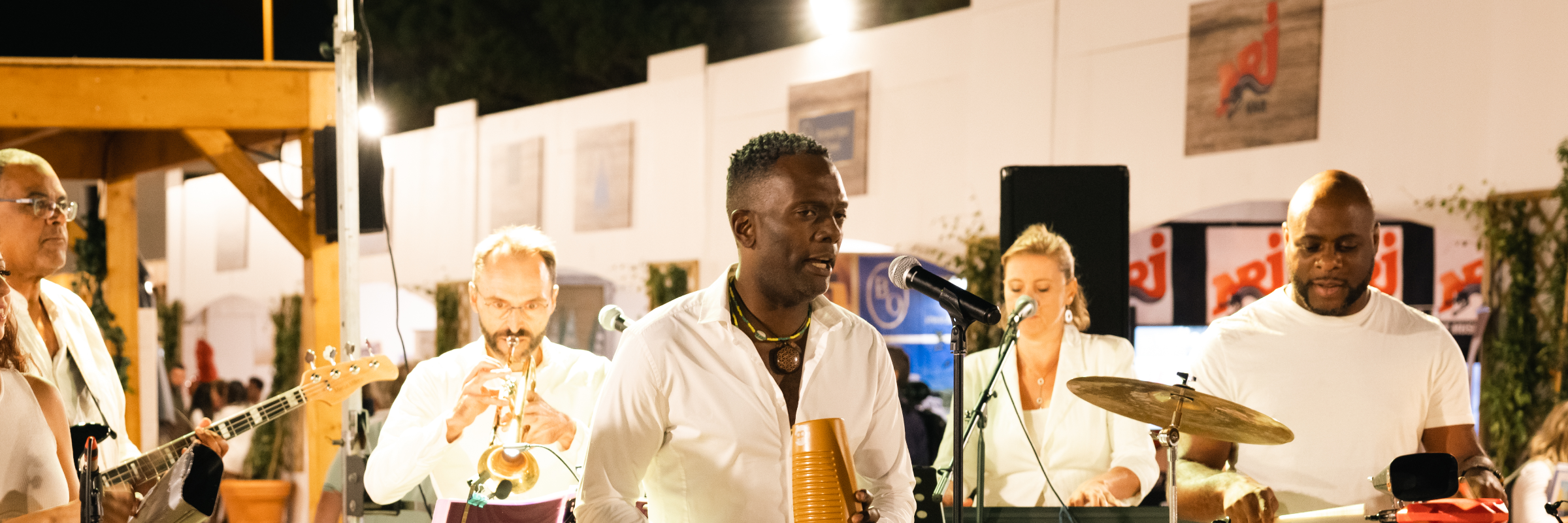 La Mezcla Pa'ca, groupe de musique Latino en représentation à Alpes Maritimes - photo de couverture n° 4