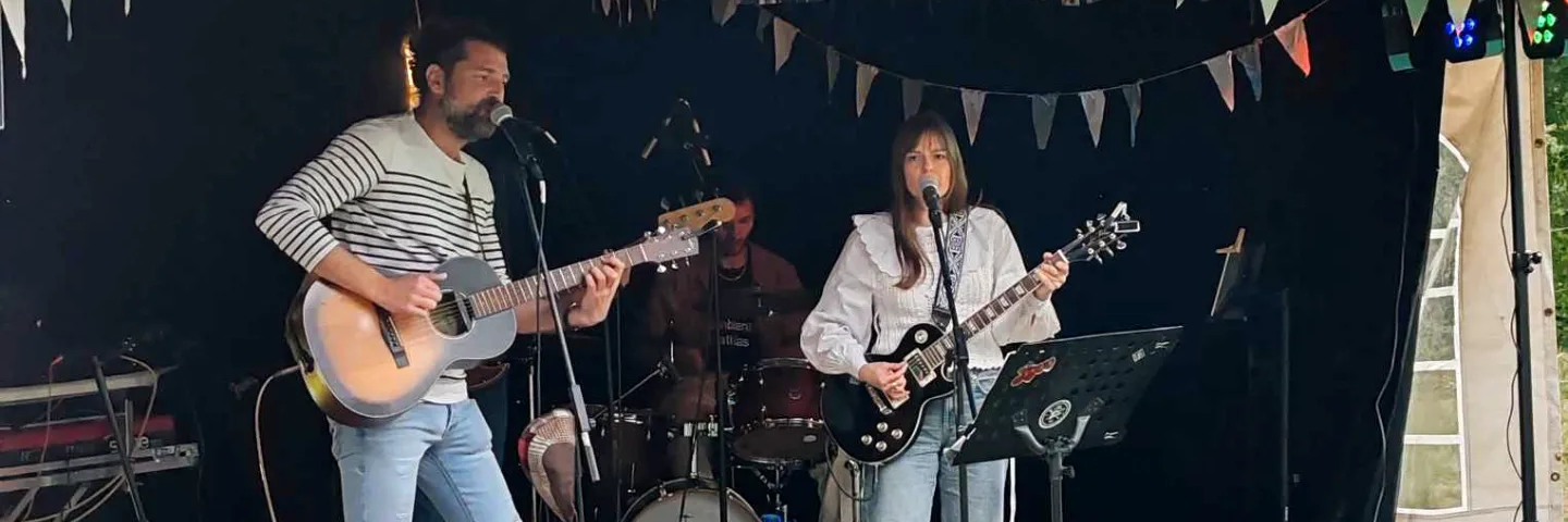 (Vrai)Semblants, Musiciens Acoustique en représentation à Meurthe et Moselle - photo de couverture n° 5