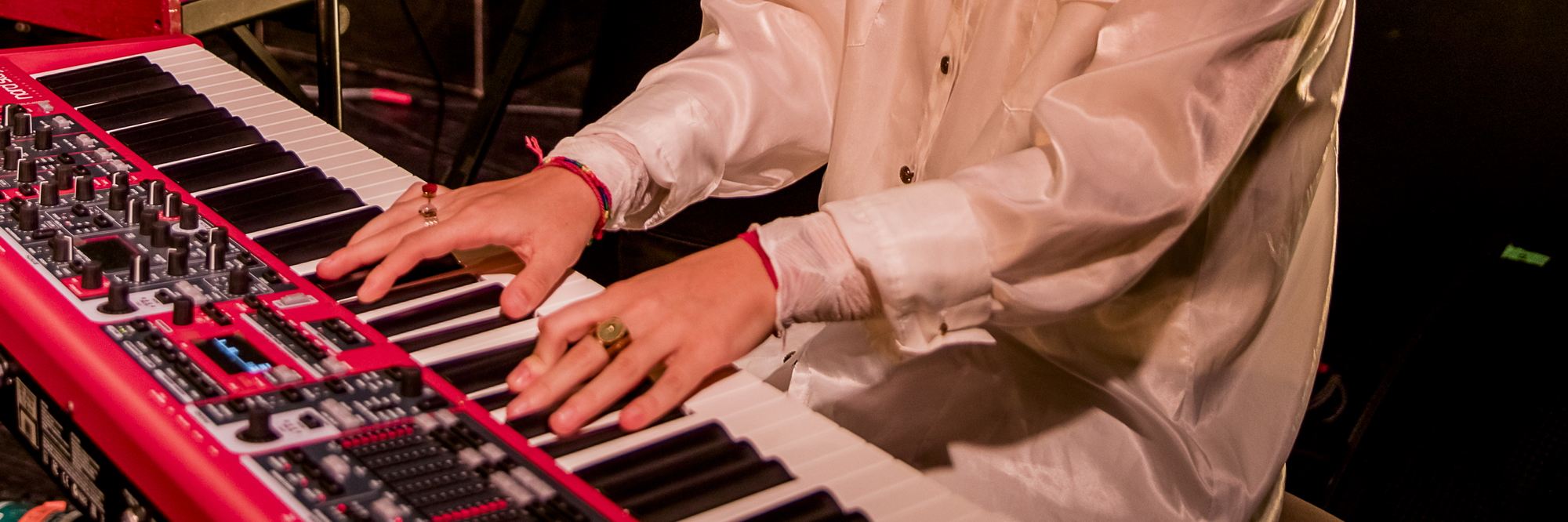 Geym, musicien Pop en représentation à Indre et Loire - photo de couverture