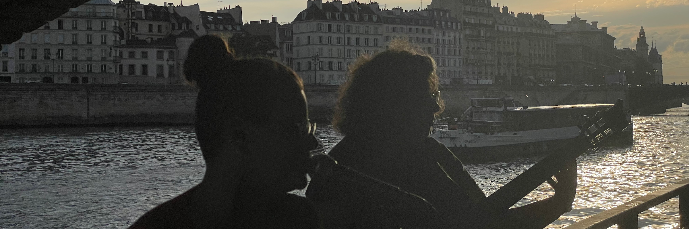 Lil'Bellules, groupe de musique Généraliste en représentation à Paris - photo de couverture n° 5