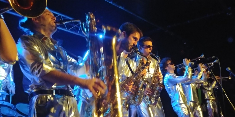 3615 Brass band, groupe de musique Fanfare en représentation à Paris - photo de couverture n° 3