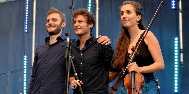 Tolkîa, groupe de musique Musiques du monde en représentation à Gironde - photo de couverture n° 3