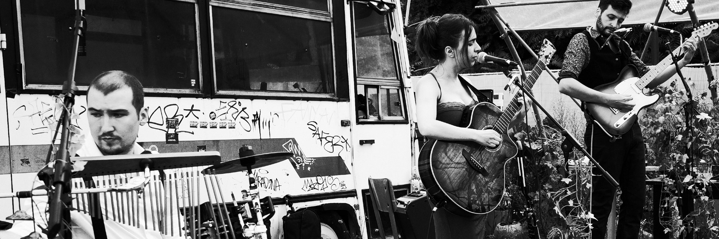 Jiulia Via, groupe de musique Pop en représentation à Bas Rhin - photo de couverture