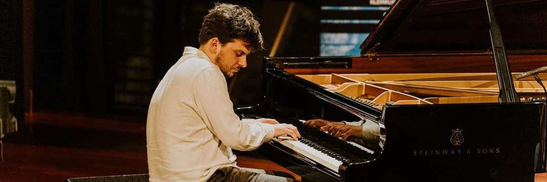 Noé et Marie-Morgane Sécula, musicien Classique en représentation à Haut Rhin - photo de couverture