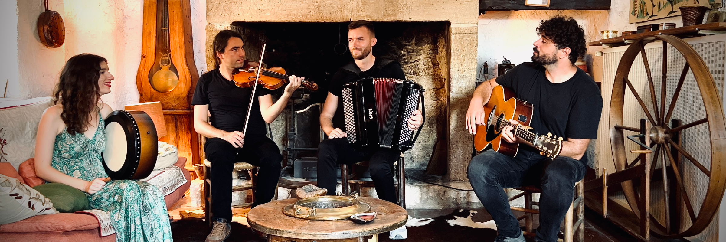 Folk Stories, groupe de musique Musique Irlandaise en représentation à Gard - photo de couverture n° 2