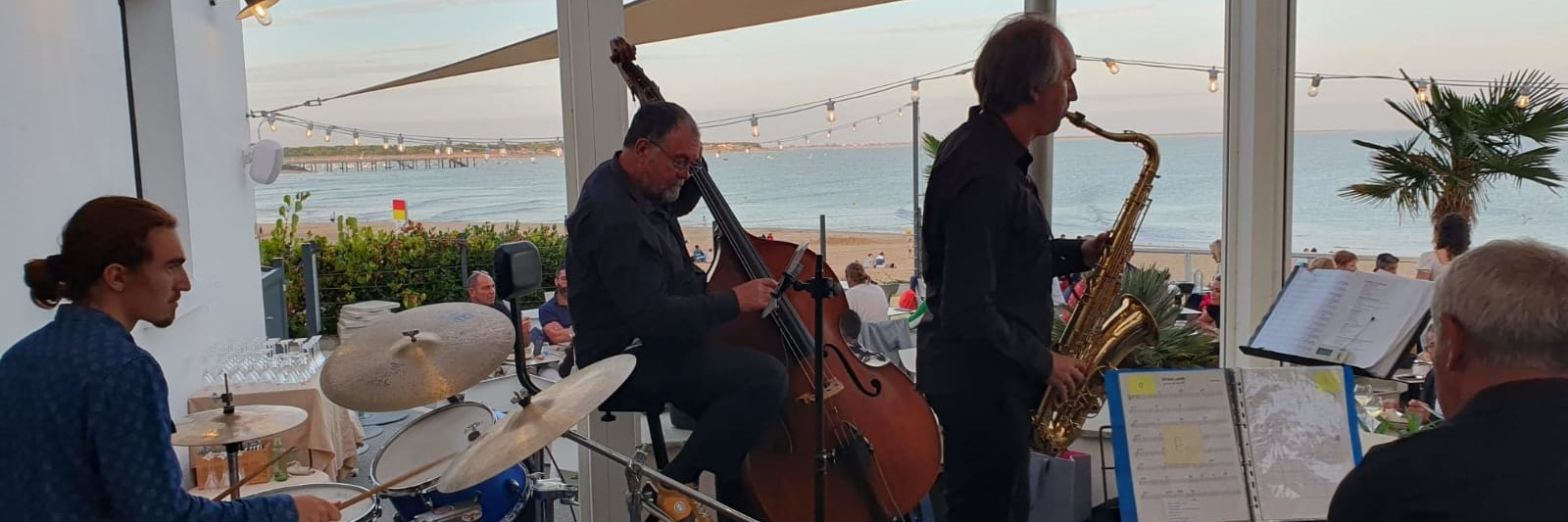 Ocean Blue, groupe de musique Jazz en représentation à Charente Maritime - photo de couverture n° 2